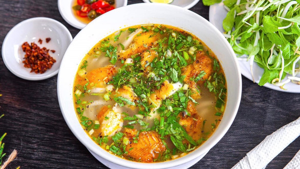 Bánh Canh Cá Lóc Xứ Huế - Bánh Canh Cá Ngừ