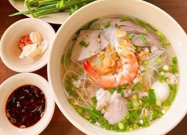 Hủ Tiếu Nam Vang Sốt Hồng Kông - Anh Gấu