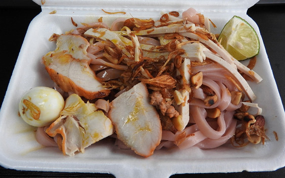 Mì Quảng Trộn - Hồng Hà