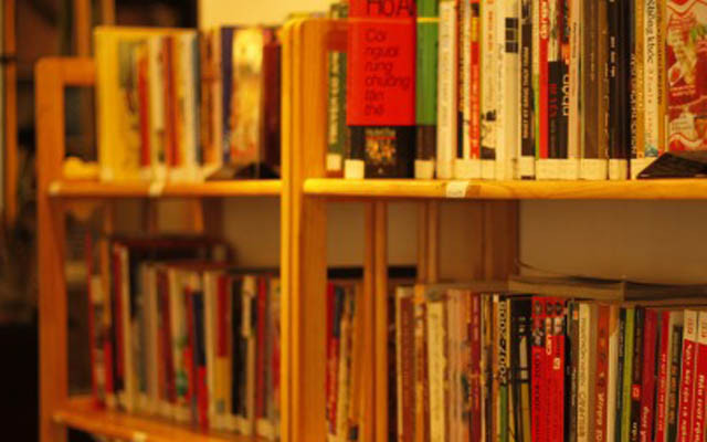 Nhà Sách Ngoại Văn - Nguyễn Văn Trỗi