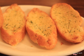 Bánh mì nướng bơ tỏi