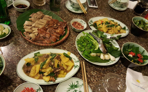 Quán Say 119 - Gà 6 Ngón