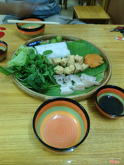 Này là 1 phần bún đậu chả thịt nha