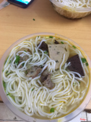 Đang ăn dở nhớ ra là nên review cho quán nên nhìn ko đẹp lắm. Nhưng mà rất ngon