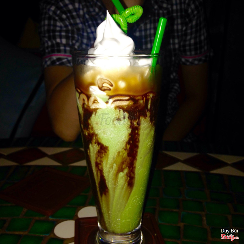 Macha Green tea & Chocolate.