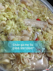 Chủ nhật tưng bừng đây , ăn chơi nhậu nhẹt là không thể thiếu em này nhá , uống 3 cốc bia mới hết 1c tiết kiệm mồi vô cùng 😂 Giá quá mê man so với chất lượng *Chân thường : 70k/10c , 100k/15c  *Chân rút xương : 80k/10c , 110k/15c Kèm đồ chấm thơm ngon độc quyền