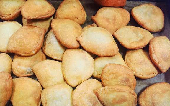 Bánh Tiêu & Bánh Bò