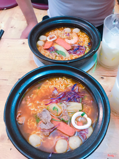 Mì cay thập cẩm 35k