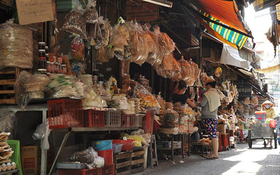 Khu Ẩm Thực Chợ Bà Hoa