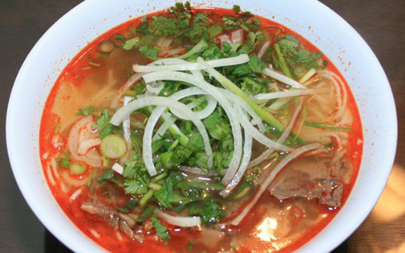 Ngọc Tiến - Bún Bò Huế