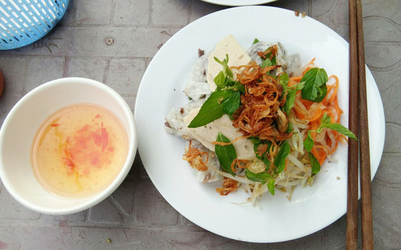 Bánh Cuốn Nóng