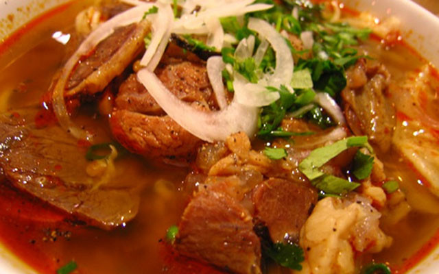 Huỳnh Quán - Bún Bò, Giò Chả