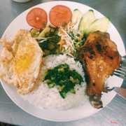 Cơm gà nướng mật ong