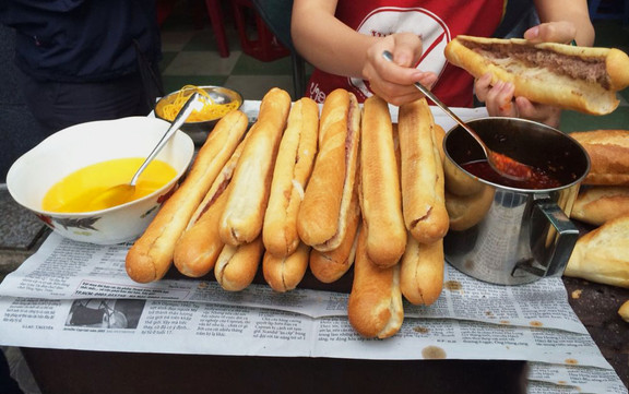 Bánh Mì Que Đà Nẵng - Yến Xá