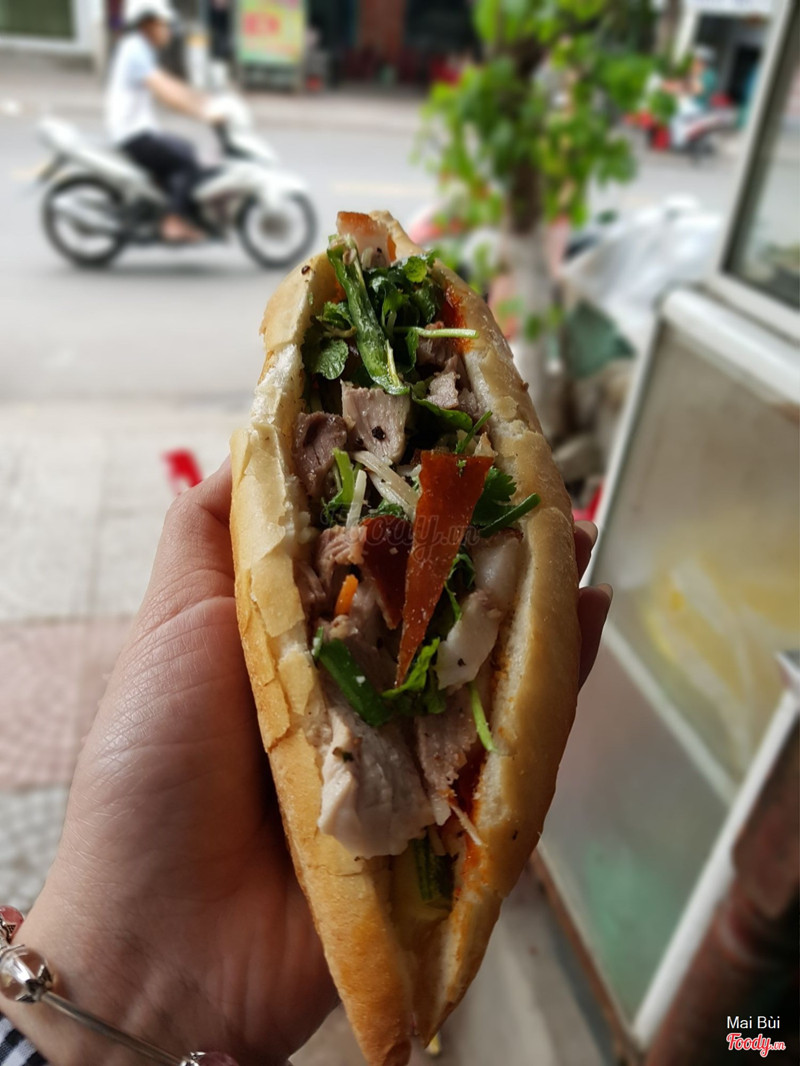 Bánh mì thịt quay