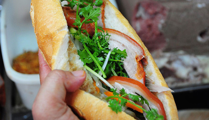 Chú Kiều - Bánh Mì Tai Heo