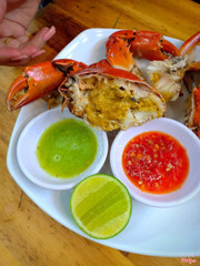 nửa con cua thêm nhỏ 45k- lớn 65k