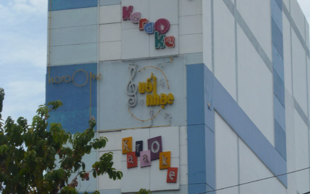 Suối Nhạc Karaoke