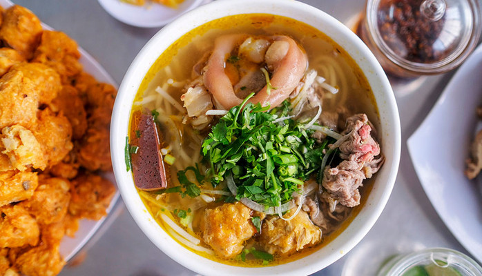 Sông Hương - Bún Bò Chả Cua & Bánh Canh Chả Tôm