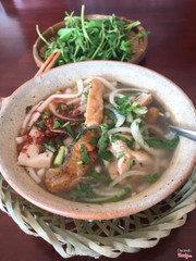 Bánh canh chả cá 30k