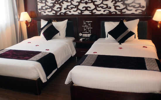 Essence Hotel - Tạ Hiện