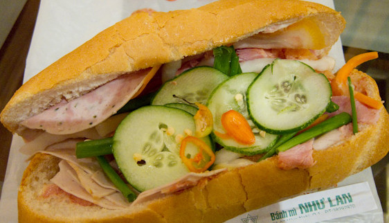 Hương Lan - Bánh Mì Như Lan