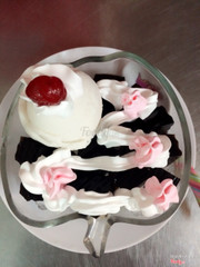 Thạch kem mát lạnh mời anh chị thưởng thức