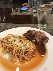 Mì ý và bò nướng