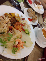 Vào Vinpearland Phú Quốc và hoa mắt với các món buffet nơi đây. Thật sự rất ngon và nhiều a ))))