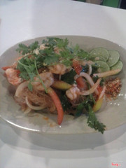 gỏi miến hải sản 65k