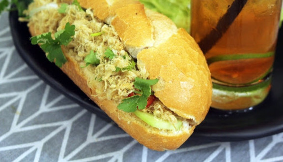 Bánh Mỳ Pate Cô Hường - Bánh Mì - Linh Lang