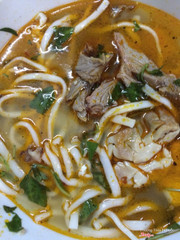 Bánh canh má hàm