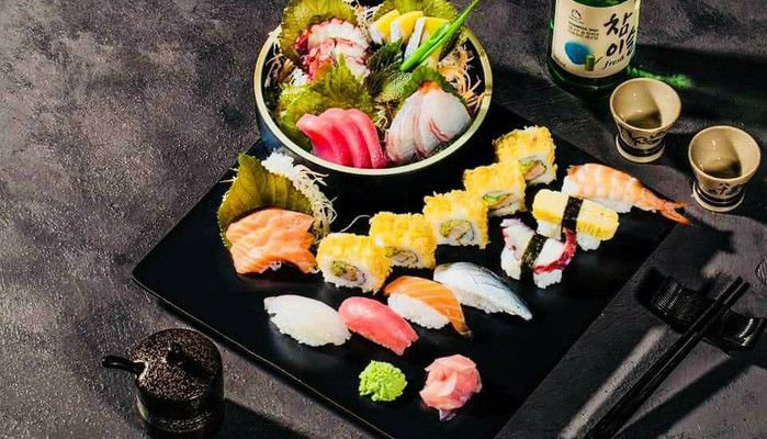 Sushi Đường Phố - Nguyễn Văn Lượng