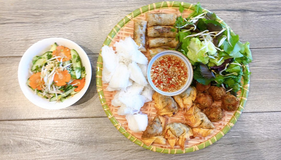 Bún Riêu Cua Ốc Cảng - Lê Hồng Phong