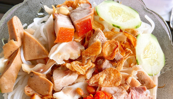 Bánh Cuốn Nóng & Bún Mắm, Mì Quảng - Trường Chinh