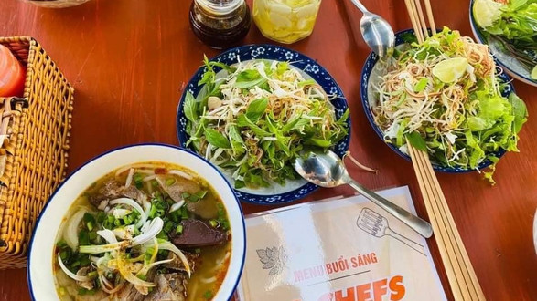 Phở Bún Bò 2 Chefs - Tố Hữu