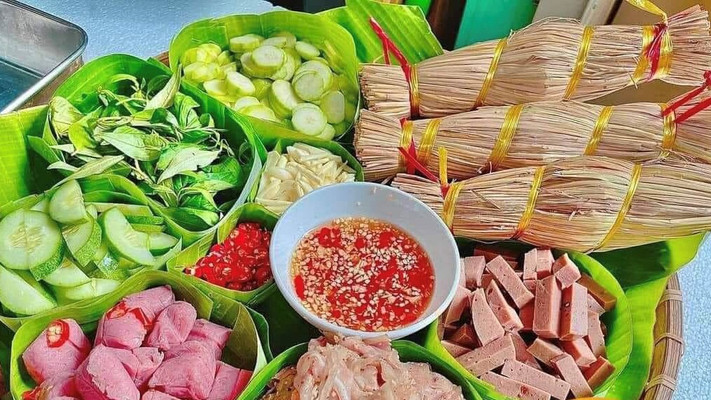 Tré Trộn Hiền Nhím - Nem Nướng & Bánh Tráng - Trần Quốc Toản