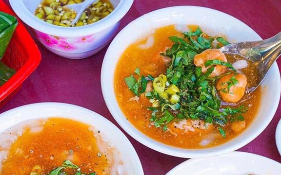 Bánh Canh Nam Phổ & Bánh Bèo - Mai Muội Quán