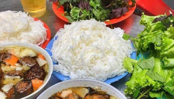 Bún Chả Truyền Thống Phố Cổ - Phạm Ngọc Thạch