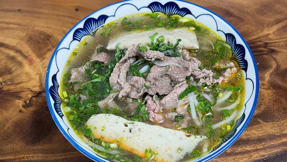 Bún Bò Huế Chị Tôi - 69 Vạn Kiếp