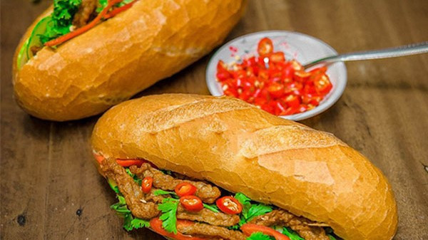 Bánh Mì Xanh - 102 Ngô Mây