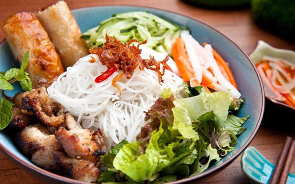 Bún Thịt Nướng Cô Tư - Phan Văn Trị