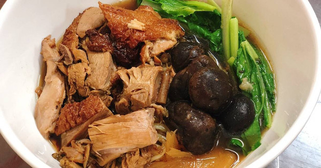 Thắng Lợi Mì Gia - Mì Vịt Tiềm & Dimsum - Quận 6