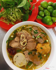 bún bò giò heo