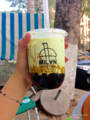Matcha latte trân châu đường đen