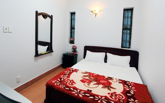 Tài Thịnh Hotel - Quốc Lộ 13