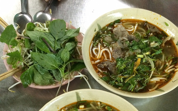 Bún Bò Huế - Lam Sơn