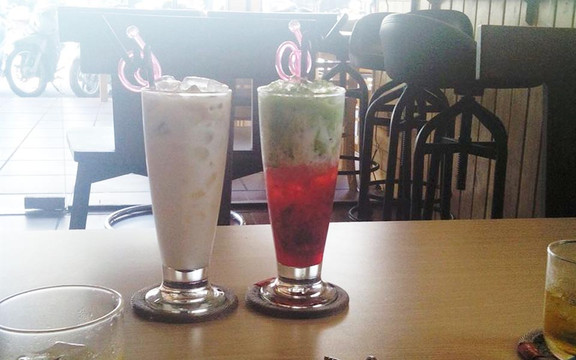 Bali Cafe - Phạm Hùng