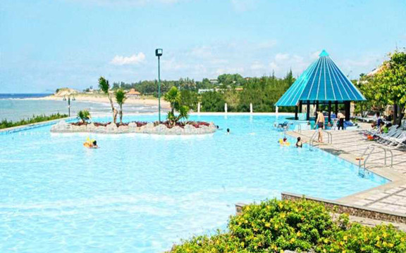 Camelina Beach Resort 