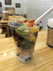 Buffet hoa quả dầm
